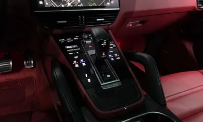 Porsche Cayenne 2023, 32072 км, за 110000000 KRW - фото 9