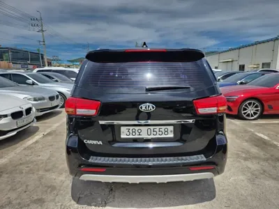 Kia Canival 2016, 189391 км, за 7900000 KRW - фото 9