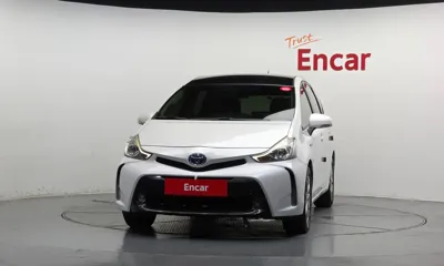 Toyota Prius 2015, 119858 км, за 14490000 KRW