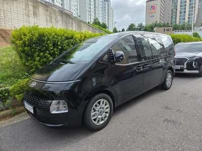 Hyundai Staria 2025, 9000 км, за 30800000 KRW