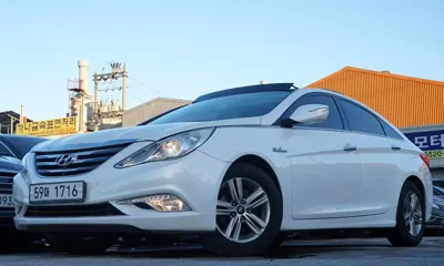 Hyundai Sonata 2013, 161053 км, за 4200000 KRW