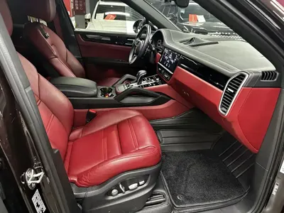 Porsche Cayenne 2020, 46000 км, за 435800 CNY - фото 18