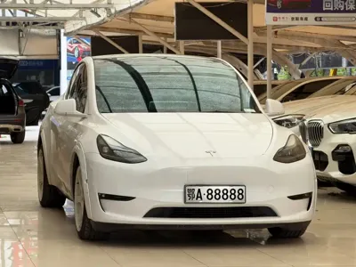 Tesla Model Y 2022, 60000 км, за 143800 CNY - фото 3
