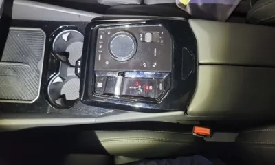 BMW 5-Series 2025, 9800 км, за 63000000 KRW - фото 9