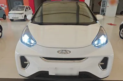 Chery QQ Little Ant 2022, 44800 км, за 47490.61 CNY