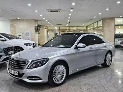 Mercedes-Benz S-Class · 2015 год