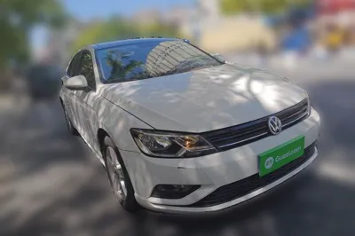 Volkswagen Lamando 2017, 89500 км, за 55410.25 CNY