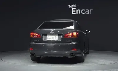 Lexus IS 2008, 196684 км, за 2990000 KRW - фото 4