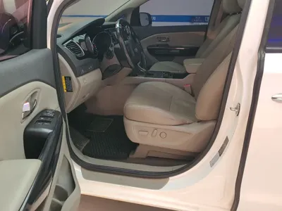 Kia Canival 2016, 220000 км, за 6900000 KRW - фото 8