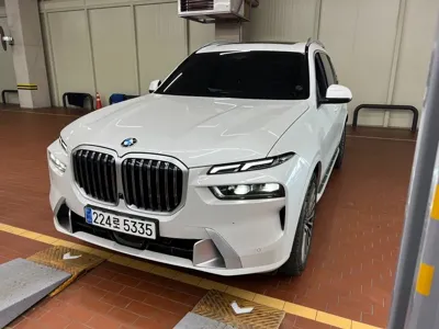 BMW X7 · 2024 год