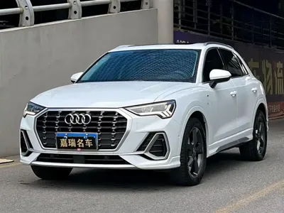 Audi Q3 2023, 13000 км, за 135000 CNY - фото 1