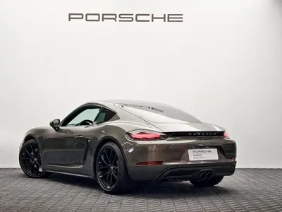 Porsche 718 2025, 5800 км, за 479799 CNY - фото 6