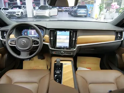 Volvo S90 2024, 34000 км, за 158000 CNY - фото 13