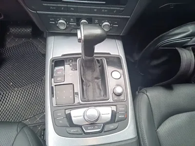 Audi A6L 2015, 167100 км, за 63500 CNY - фото 14