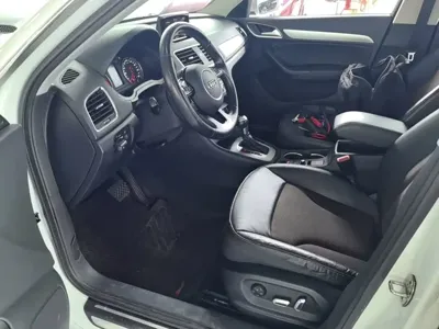 Audi Q3 2016, 125500 км, за 47800 CNY - фото 15