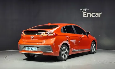 Hyundai Ioniq 2018, 156853 км, за 9500000 KRW
