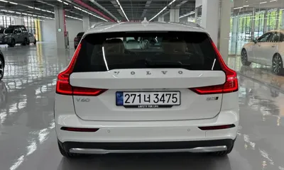 Volvo V60 2025, 1400 км, за 51000000 KRW