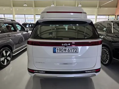 Kia Canival 2023, 15000 км, за 44400000 KRW