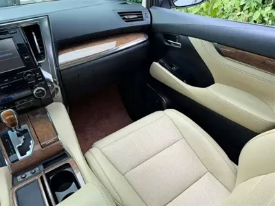 Toyota Alphard 2017, 160000 км, за 315800 CNY - фото 8