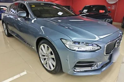 Volvo S90 2018, 117200 км, за 119066.43 CNY