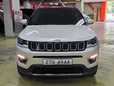 Jeep Compass 2018, 72317 км, за 12500000 KRW