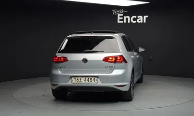 Volkswagen Golf 2015, 172991 км, за 7900000 KRW - фото 4