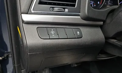 Hyundai Avante 2016, 78551 км, за 10200000 KRW - фото 14