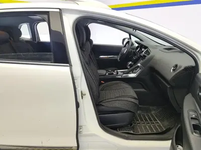 Peugeot 3008 2015, 95300 км, за 17300 CNY - фото 8