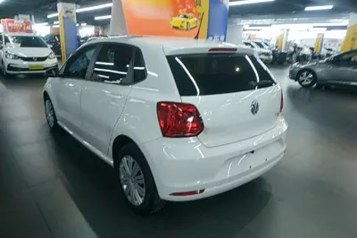 Volkswagen Polo 2018, 32100 км, за 64471.94 CNY