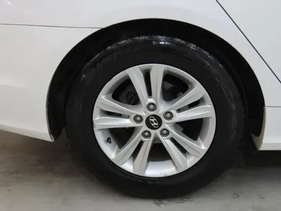 Hyundai Sonata 2011, 83235 км, за 3900000 KRW - фото 19