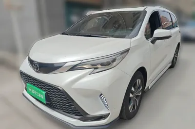 Toyota Granvia · 2024 год