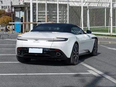 Aston Martin DB11 2019, 12000 км, за 1390000 CNY