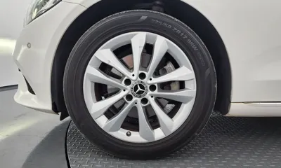 Mercedes-Benz C-Class 2019, 108390 км, за 18800000 KRW - фото 5