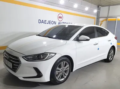 Hyundai Avante · 2017 год
