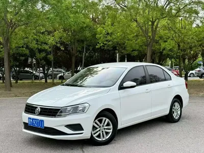 Volkswagen Jetta · 2017 год