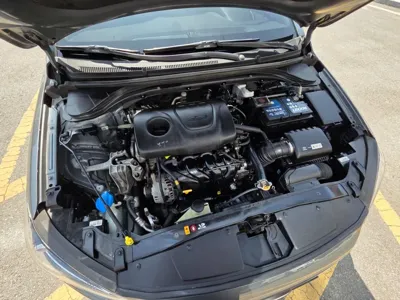 Hyundai Avante 2018, 135867 км, за 8900000 KRW - фото 20