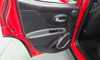Jeep Renegade 2018, 49901 км, за 12500000 KRW - фото 25