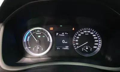 Hyundai Sonata 2018, 172068 км, за 9300000 KRW - фото 8