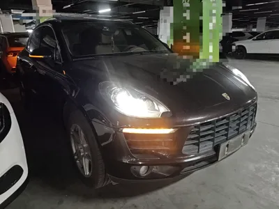 Porsche Macan 2016, 120300 км, за 112030.53 CNY