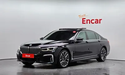 BMW 7-Series · 2022 год