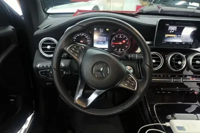 Mercedes-Benz GLC 2017, 71300 км, за 145041.47 CNY