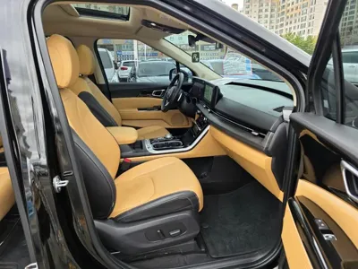 Kia Canival 2023, 81758 км, за 27990000 KRW - фото 9