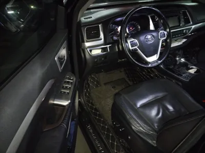 Toyota Highlander 2015, 112100 км, за 84016.1 CNY - фото 17