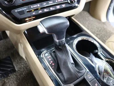 Kia Canival 2019, 173183 км, за 12900000 KRW - фото 8