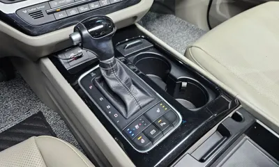 Kia Canival 2015, 139354 км, за 8500000 KRW - фото 9