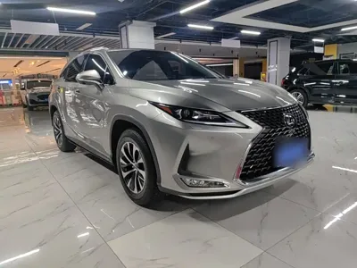 Lexus RX 2020, 51200 км, за 200100 CNY - фото 4