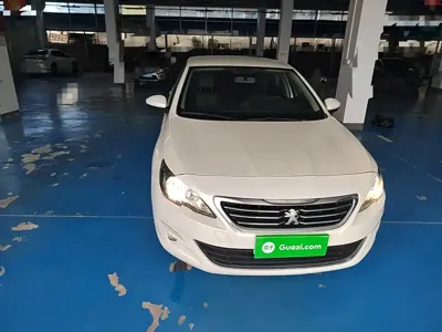 Peugeot 408 2015, 54500 км, за 19600 CNY