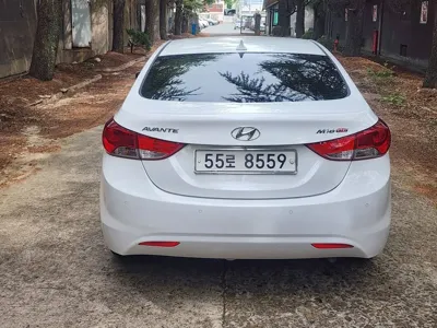 Hyundai Avante 2011, 84038 км, за 4500000 KRW - фото 4