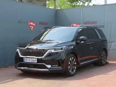 Kia Canival · 2021 год