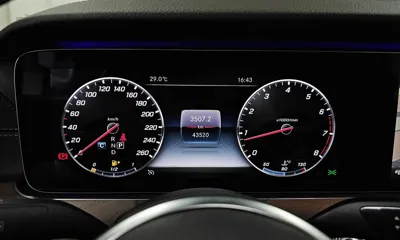 Mercedes-Benz E-Class 2019, 43520 км, за 31700000 KRW - фото 8